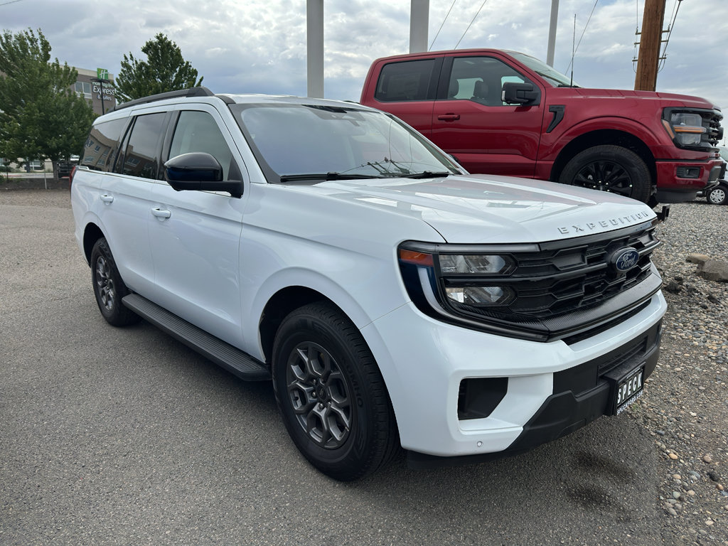 Certified 2025 Ford Expedition Active AWD/4WD image 13