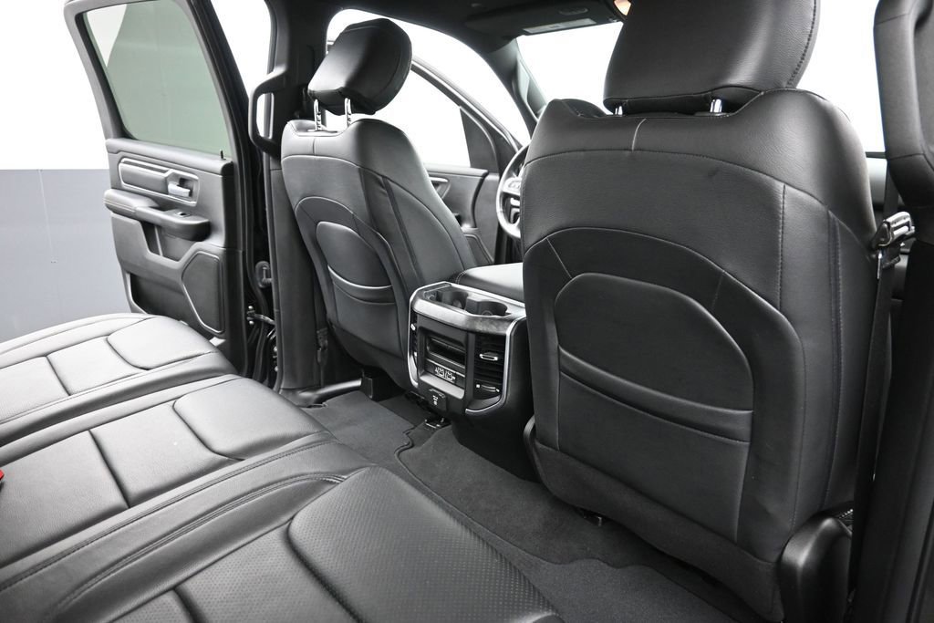 Used 2019 RAM 1500 Big Horn AWD/4WD image 12