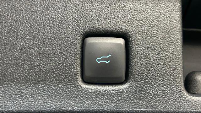 Certified 2022 Ford Escape SEL AWD/4WD image 26