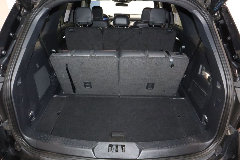 Certified 2025 Ford Explorer ST-Line w/ ST-Line Street Pack image 17