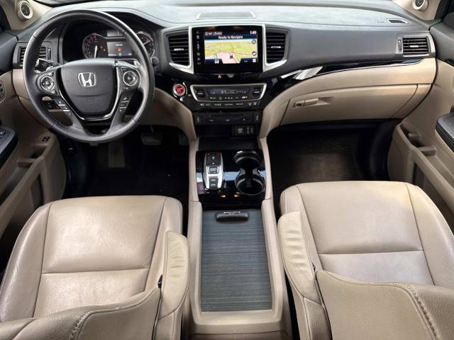 Used 2017 Honda Pilot Touring image 19