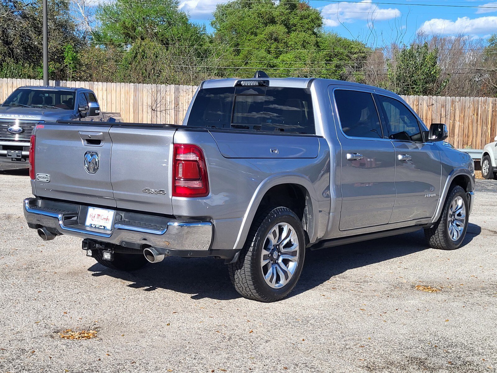 Used 2024 RAM 1500 Limited image 3
