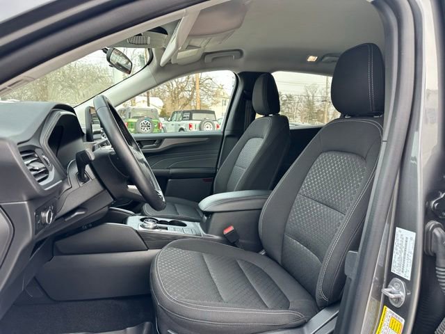 Certified 2025 Ford Escape Active w/ Cold Weather Package image 38
