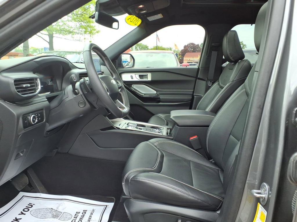 Certified 2024 Ford Explorer ST w/ Equipment Group 401A AWD/4WD image 18