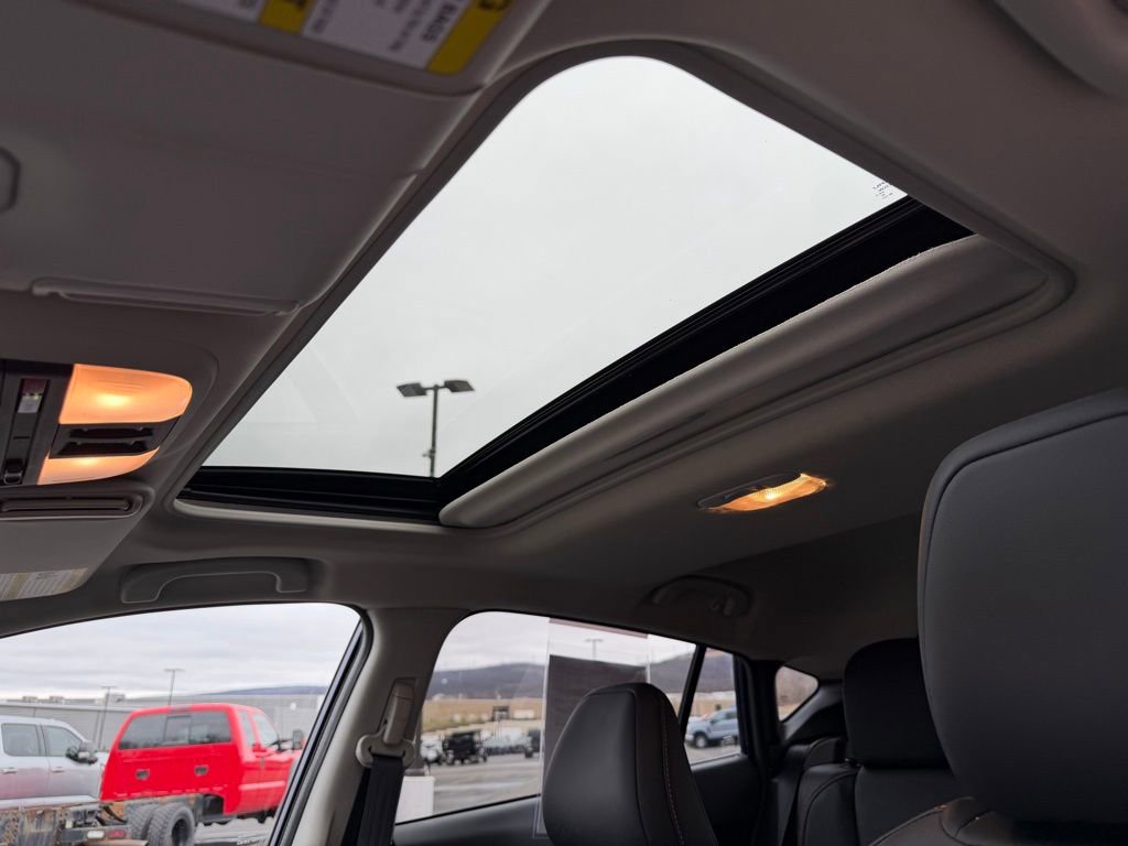 Used 2024 Subaru Crosstrek 2.5i Limited w/ Popular Package #4A image 7