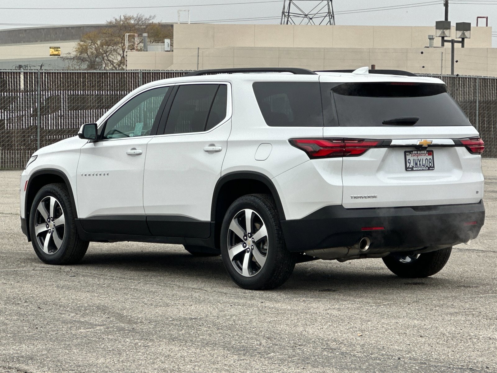 Used 2023 Chevrolet Traverse LT w/ LT Premium Package image 6