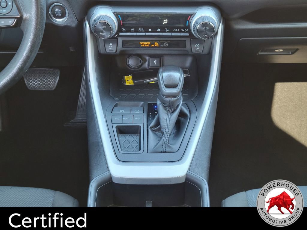 Used 2022 Toyota RAV4 XLE image 23
