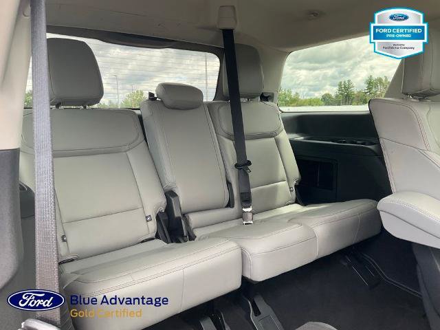 Certified 2025 Ford Expedition Active AWD/4WD image 21