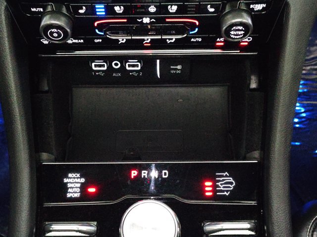 Used 2022 Jeep Grand Cherokee L Overland w/ Luxury Tech Group IV AWD/4WD image 36