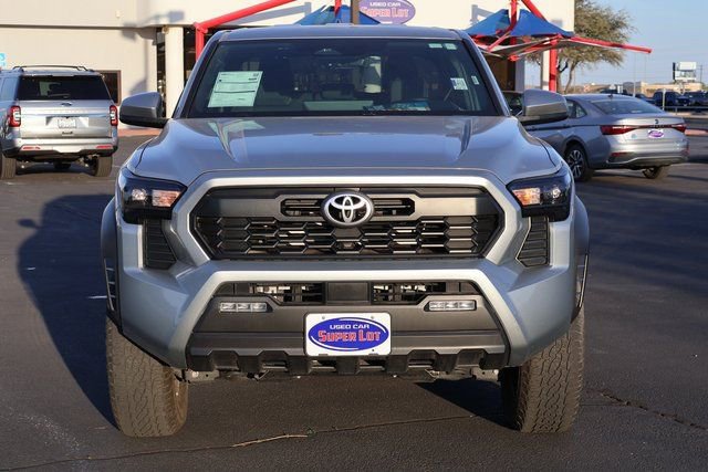 Used 2024 Toyota Tacoma TRD Off-Road image 9