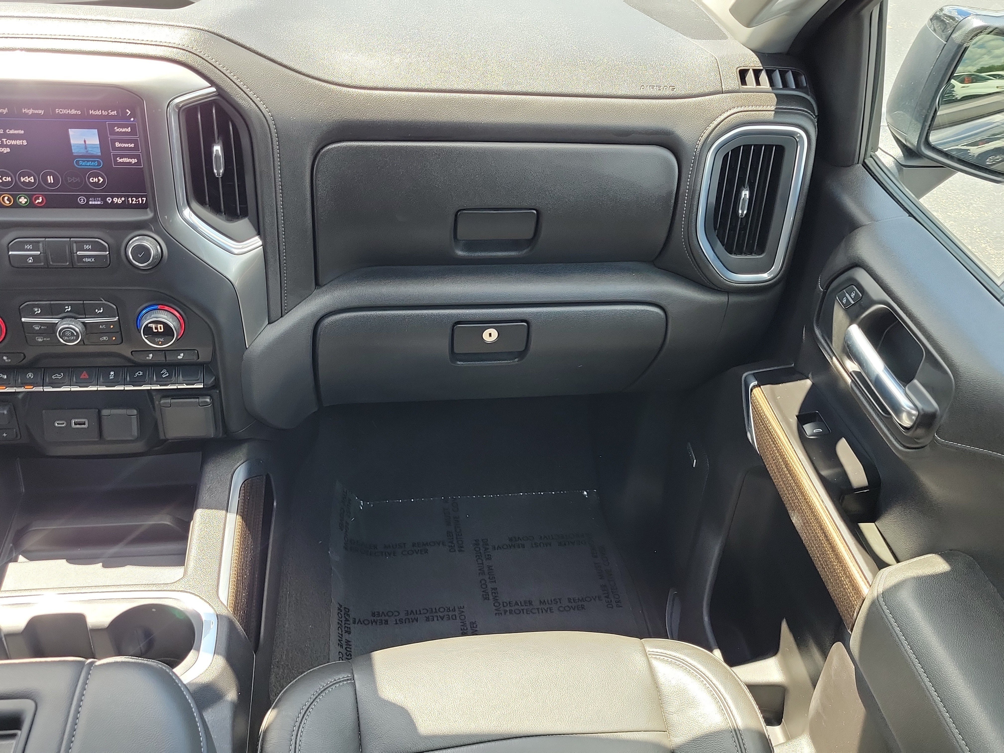 Used 2020 Chevrolet Silverado 1500 LT Trail Boss AWD/4WD image 16