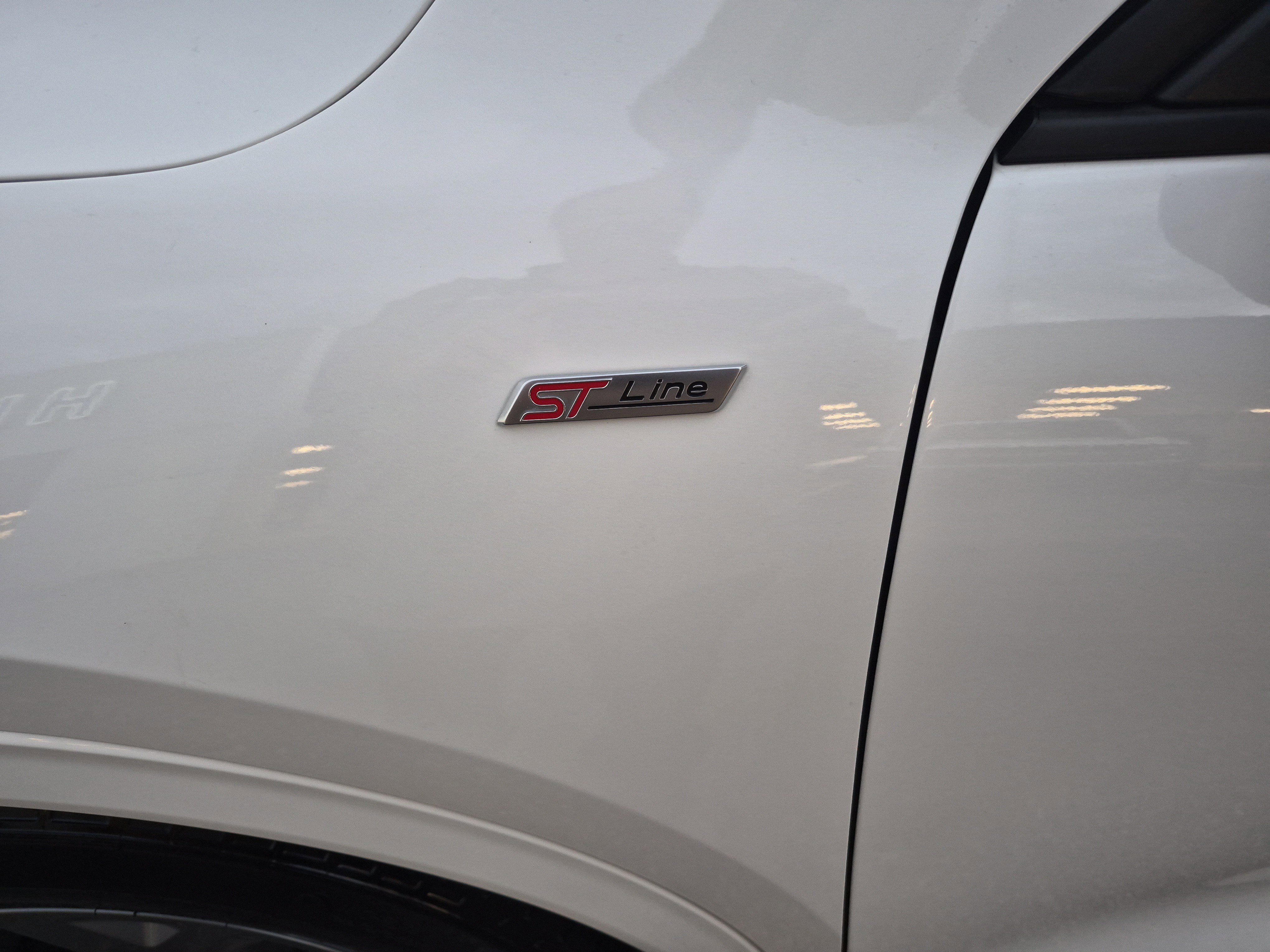 Certified 2024 Ford Escape ST-Line w/ Equipment Group 301A image 8