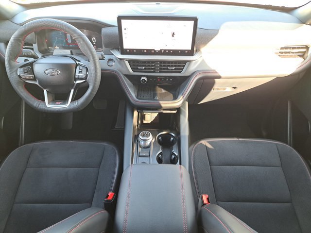 Certified 2025 Ford Explorer ST image 19