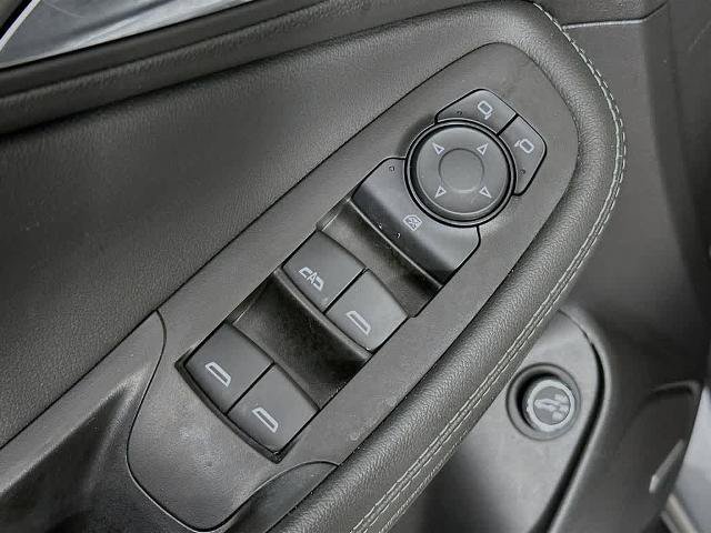 Used 2024 Buick Encore GX Avenir w/ Avenir Technology Package FWD image 28