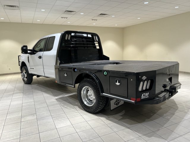 Certified 2022 Ford F350 XL w/ Power Equipment Group AWD/4WD image 3