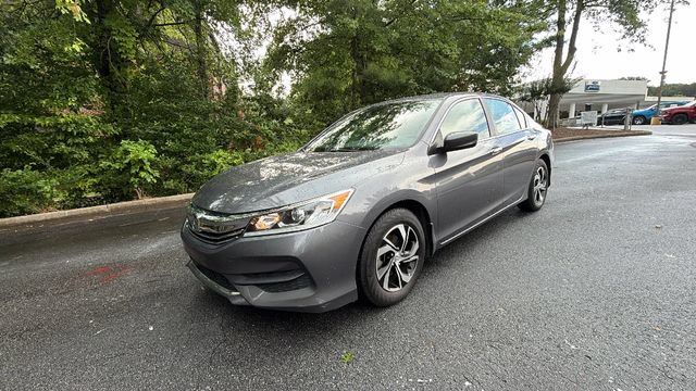 Used 2017 Honda Accord LX image 3