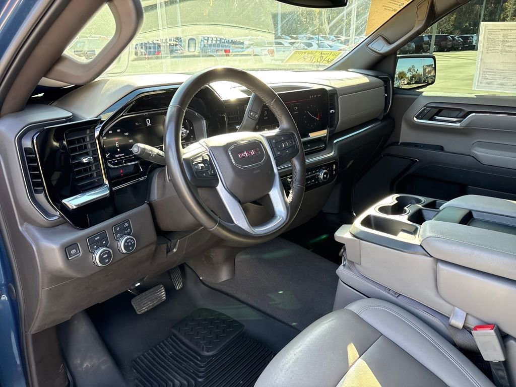 Used 2024 GMC Sierra 1500 SLT image 10