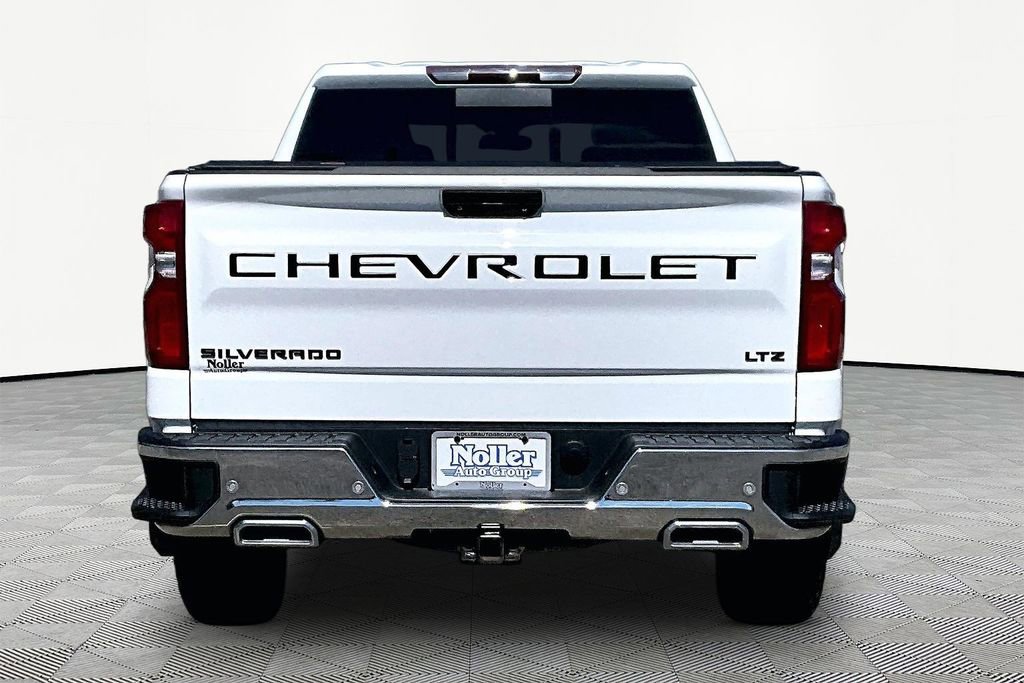 Used 2021 Chevrolet Silverado 1500 LTZ w/ Z71 Off-Road Package AWD/4WD image 4