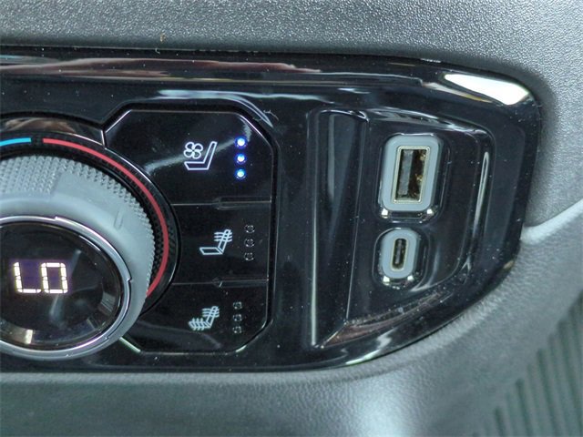 Used 2024 Chevrolet Silverado 1500 High Country w/ Max Trailering Package image 22