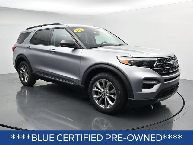 Certified 2022 Ford Explorer XLT w/ Equipment Group 202A AWD/4WD image 2
