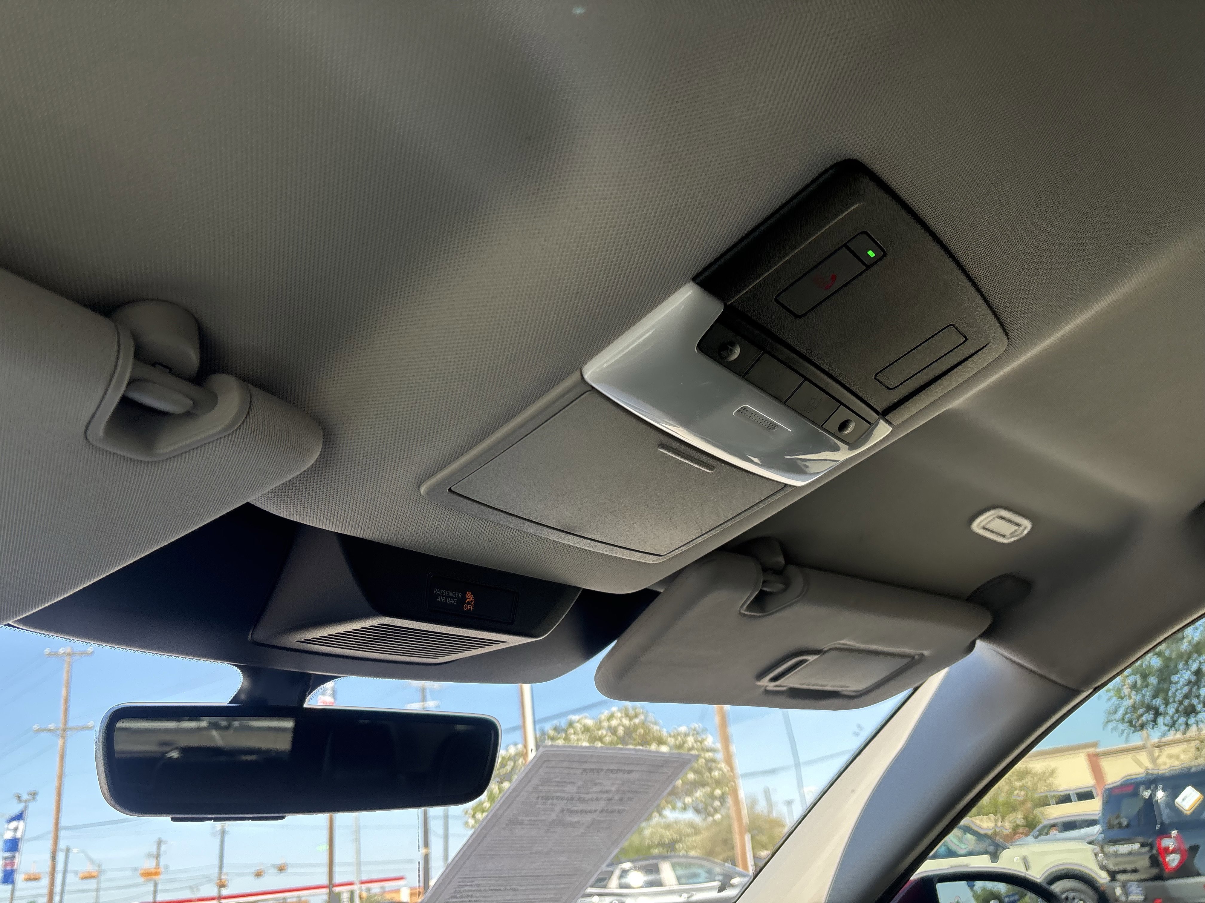 Used 2023 Nissan Pathfinder SL image 40