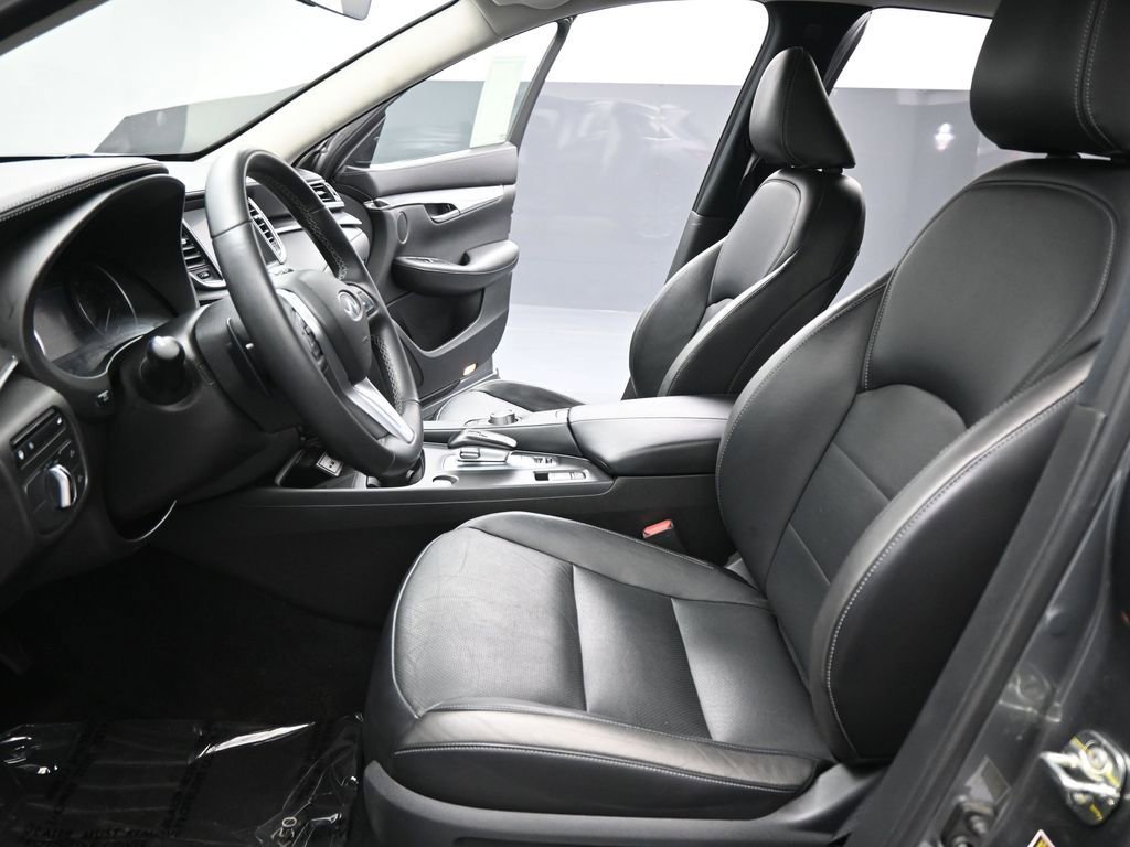 Used 2024 INFINITI QX50 Luxe image 10