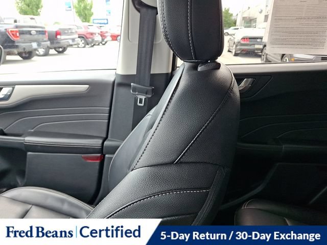 Certified 2022 Ford Escape SEL FWD image 18