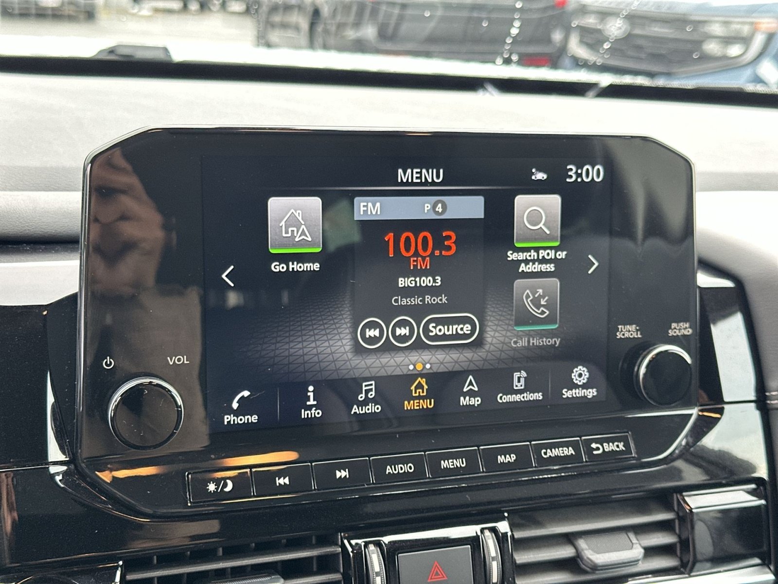 Used 2024 Nissan Pathfinder Platinum AWD/4WD image 19