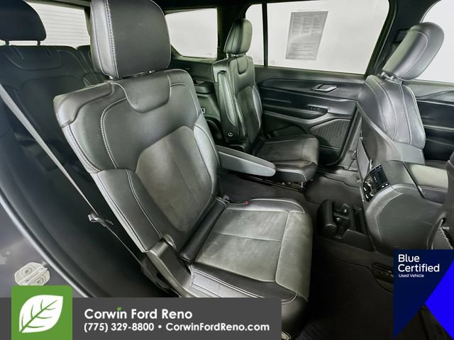 Used 2023 Jeep Grand Cherokee L Laredo AWD/4WD image 30