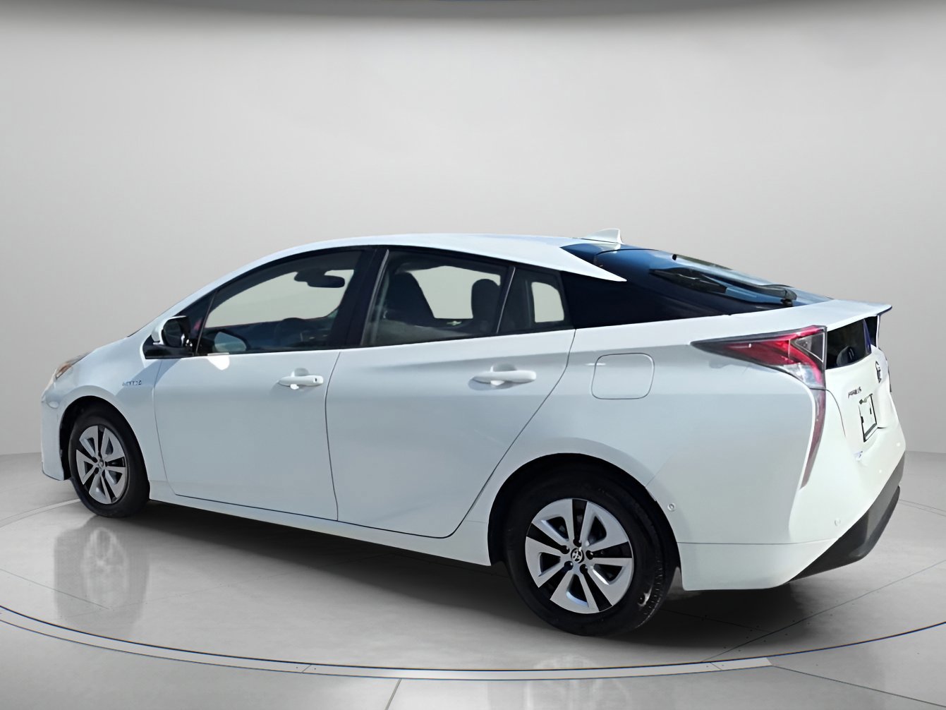 Used 2017 Toyota Prius Four image 13