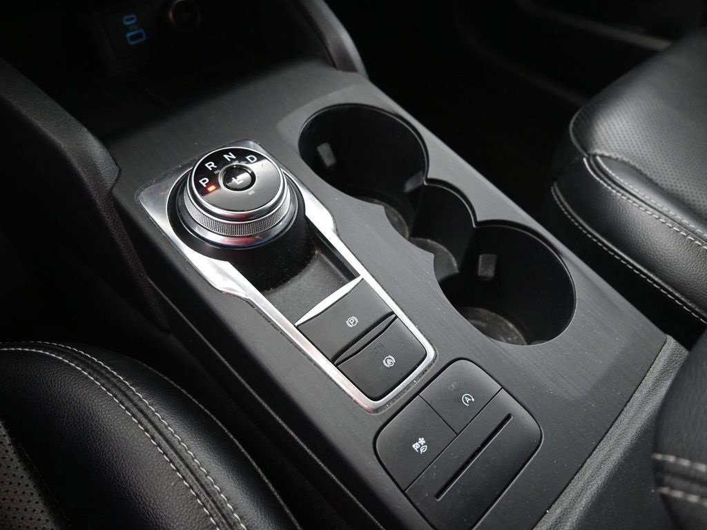 Certified 2021 Ford Escape SEL image 31