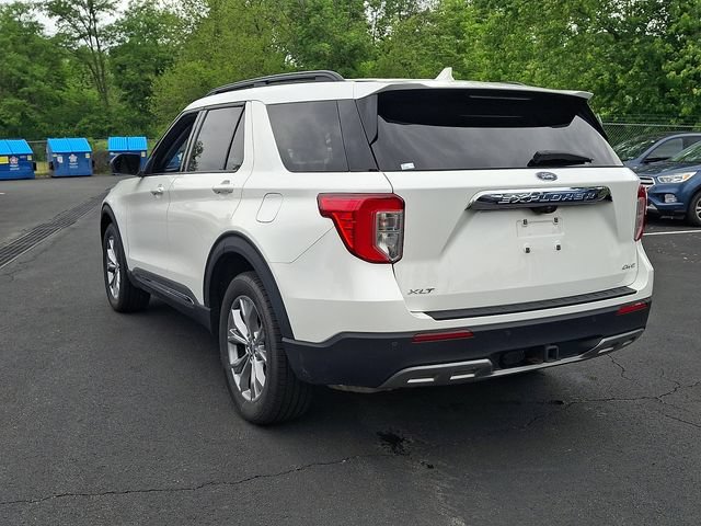 Certified 2023 Ford Explorer XLT w/ Equipment Group 202A AWD/4WD image 10