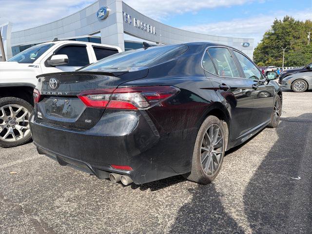Used 2024 Toyota Camry SE FWD image 5