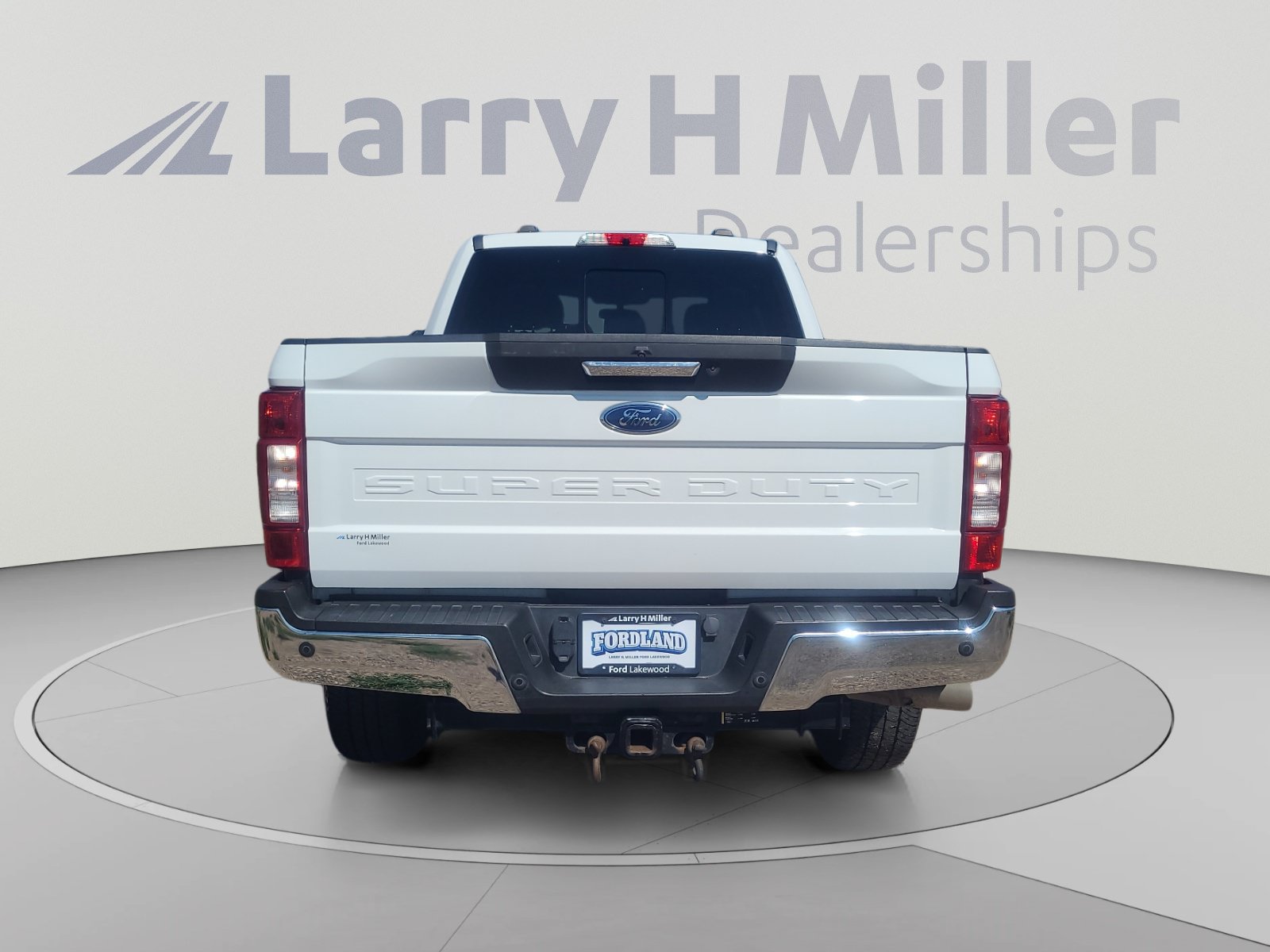 Certified 2020 Ford F350 Lariat w/ Lariat Value Package AWD/4WD image 4