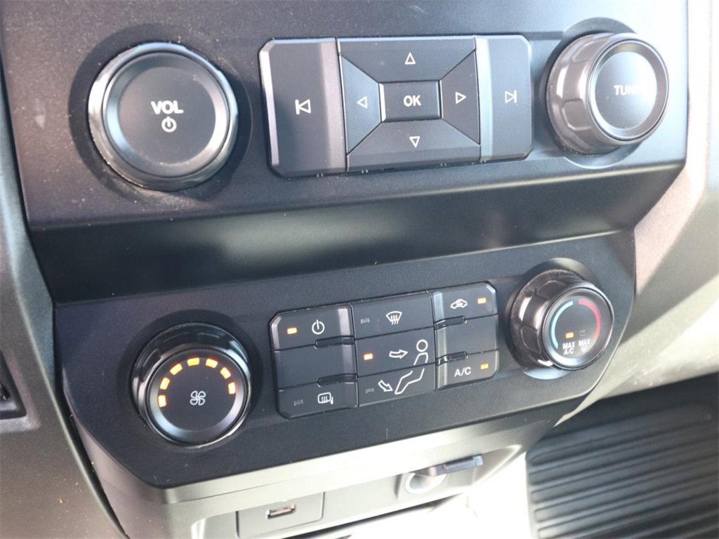 Certified 2022 Ford F450 XL w/ Power Equipment Group image 17