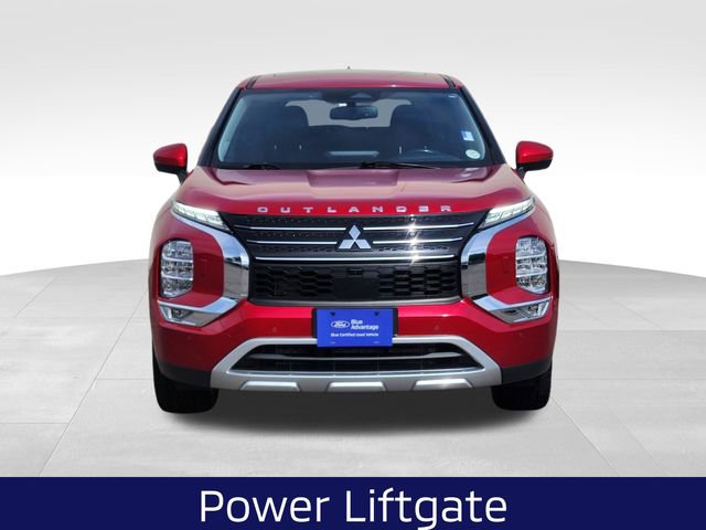 Used 2023 Mitsubishi Outlander SE AWD/4WD image 3