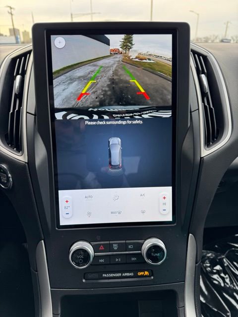 Certified 2024 Ford Edge SE w/ Black Appearance Package image 20