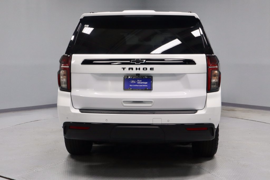 Used 2024 Chevrolet Tahoe Z71 w/ Luxury Package AWD/4WD image 10