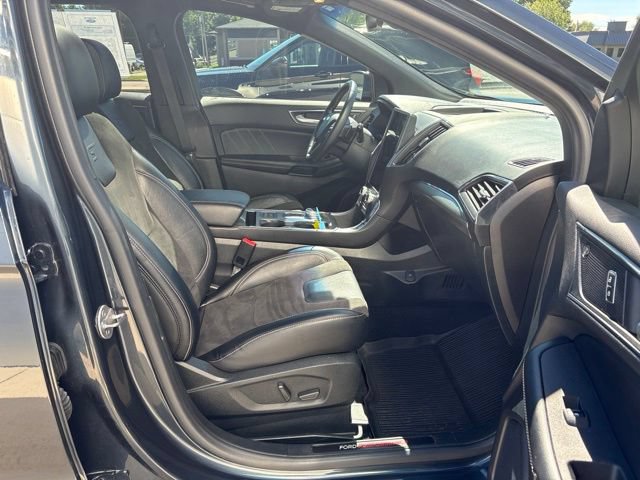 Certified 2022 Ford Edge ST w/ Equipment Group 401A AWD/4WD image 11