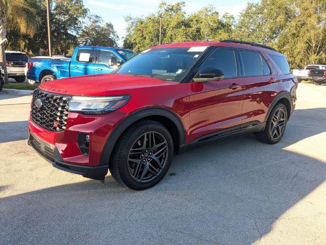 Certified 2025 Ford Explorer ST RWD image 8