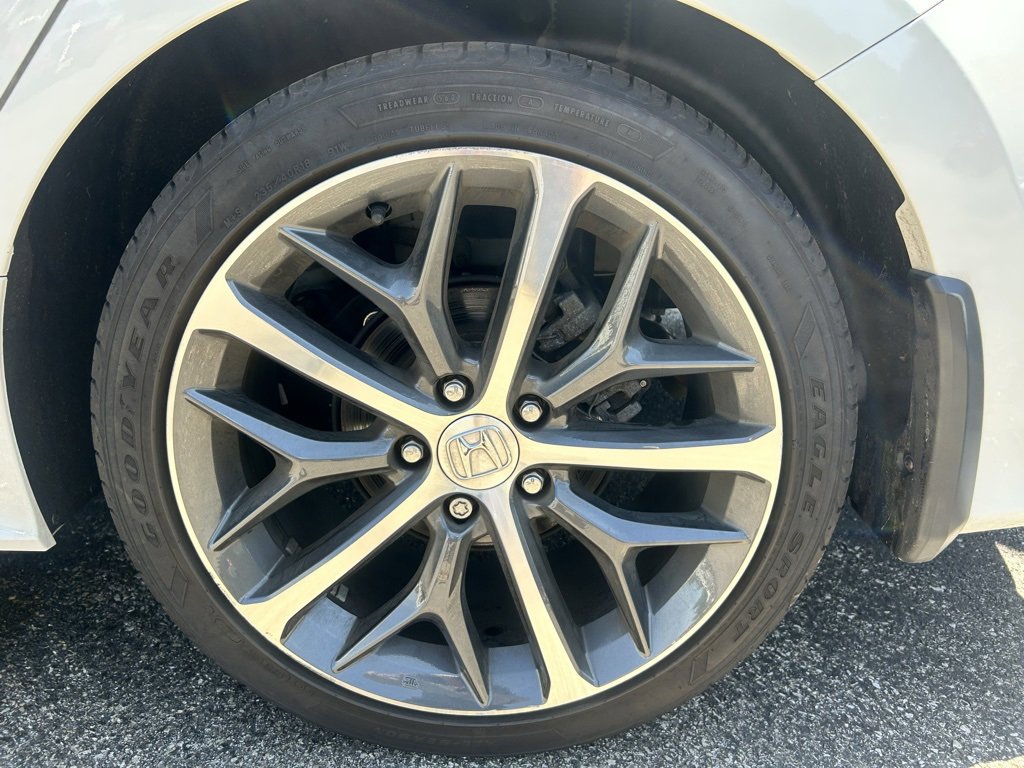 Used 2023 Honda Civic Touring image 22