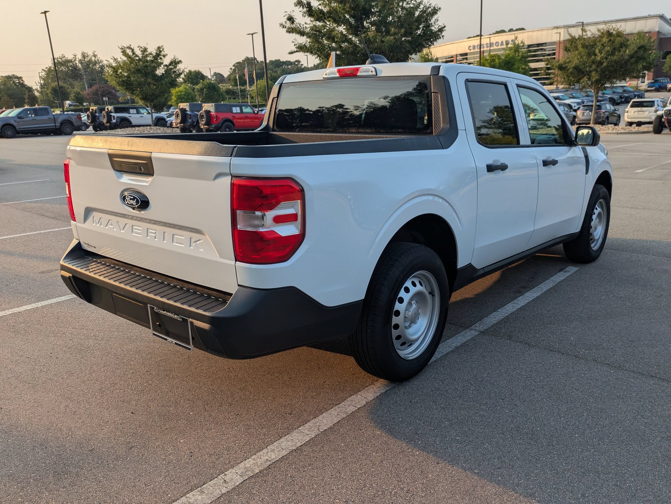 Certified 2026 Ford Maverick XL FWD image 4
