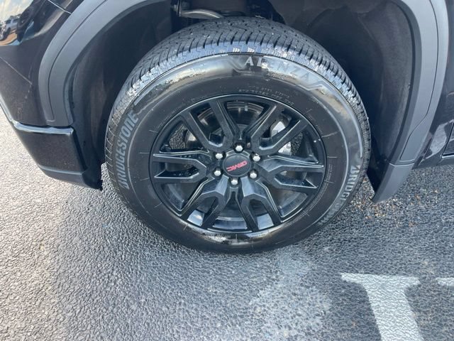Used 2025 GMC Sierra 1500 Elevation RWD image 3