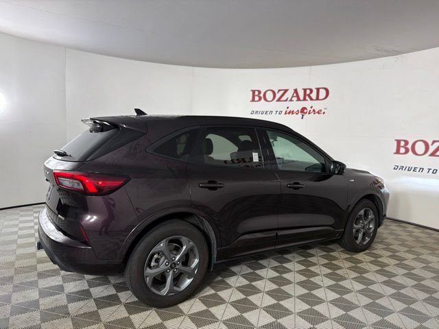 Certified 2023 Ford Escape ST-Line Select w/ Tech Pack #2 AWD/4WD image 9