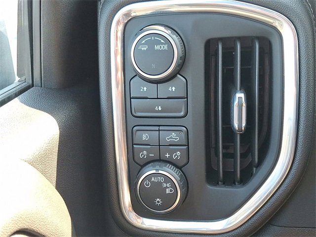 Used 2022 Chevrolet Silverado 2500 LT w/ Convenience Package image 22