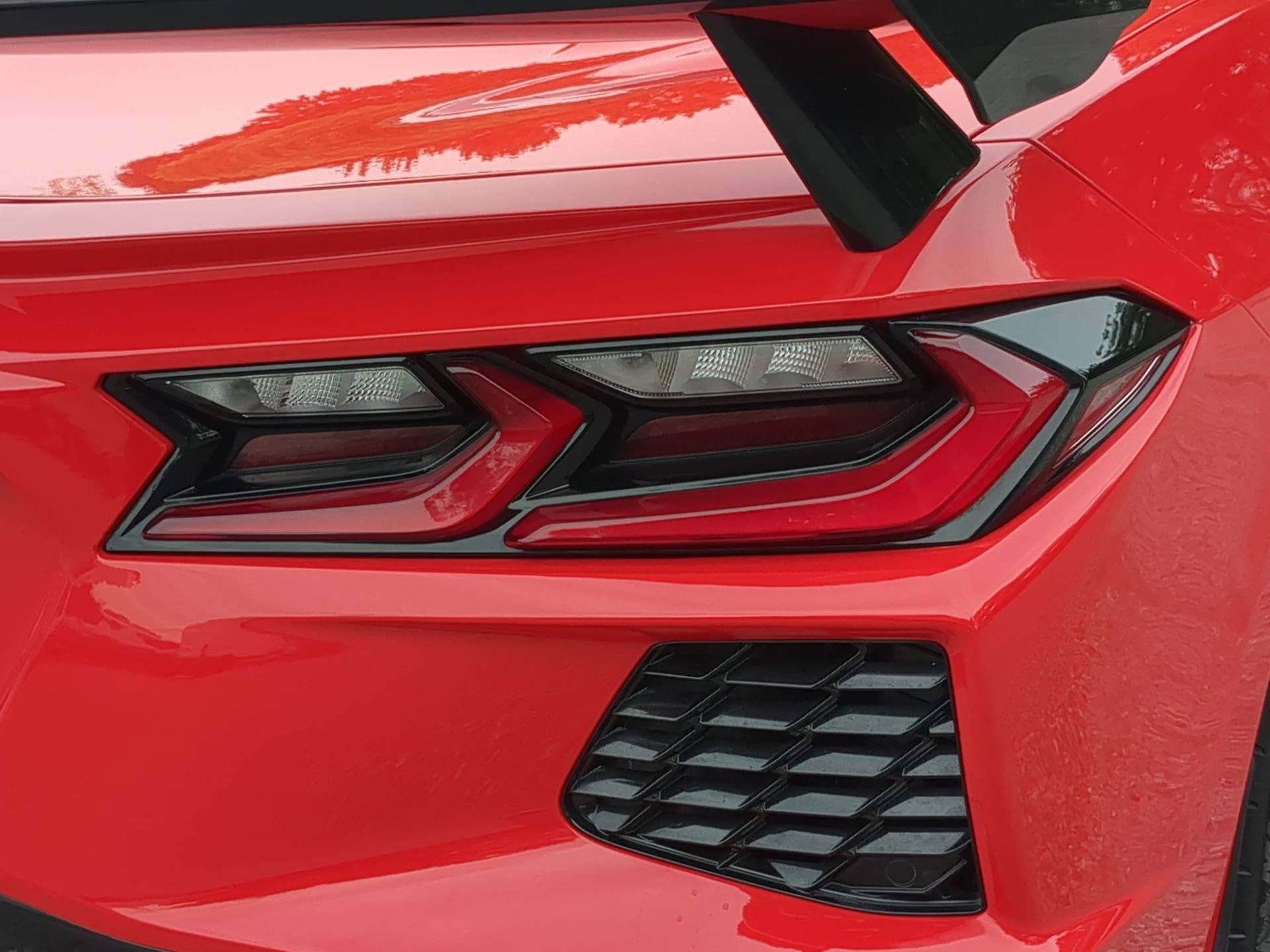 Used 2021 Chevrolet Corvette Stingray Coupe w/ 1LT RWD image 45