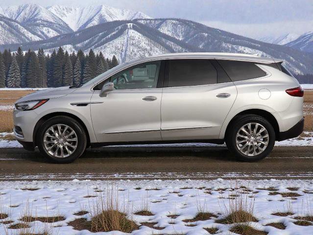 Used 2020 Buick Enclave Premium w/ Sun and Sites Package image 3
