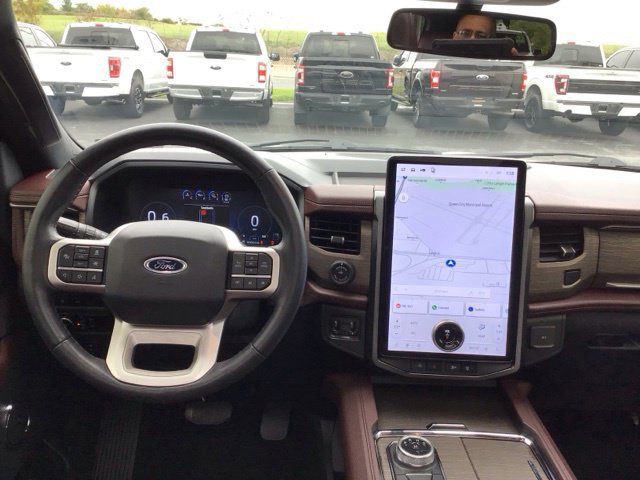Certified 2024 Ford Expedition Limited AWD/4WD image 11