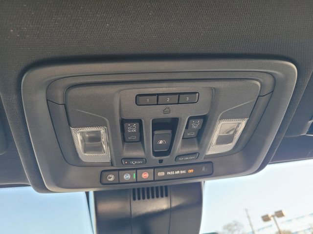 Used 2025 Chevrolet Silverado 2500 High Country w/ High Country Premium Package image 22