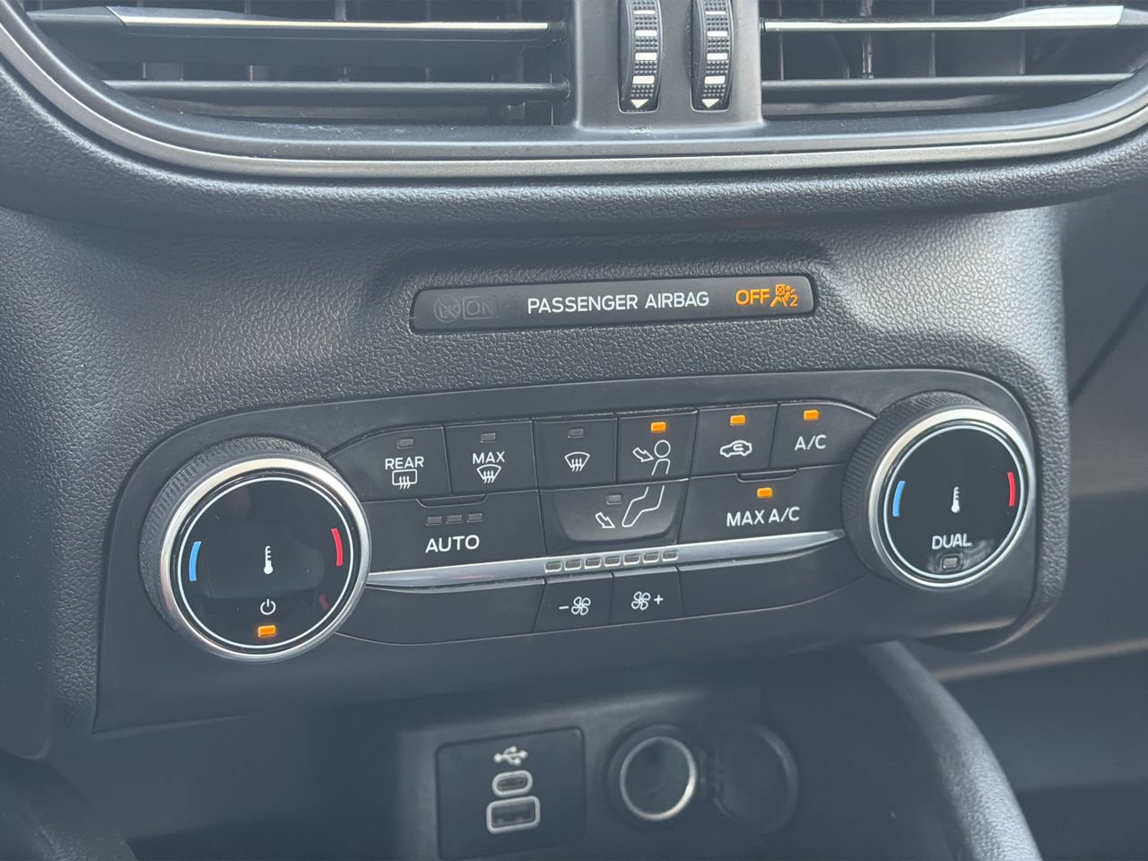 Certified 2024 Ford Escape Active FWD image 23